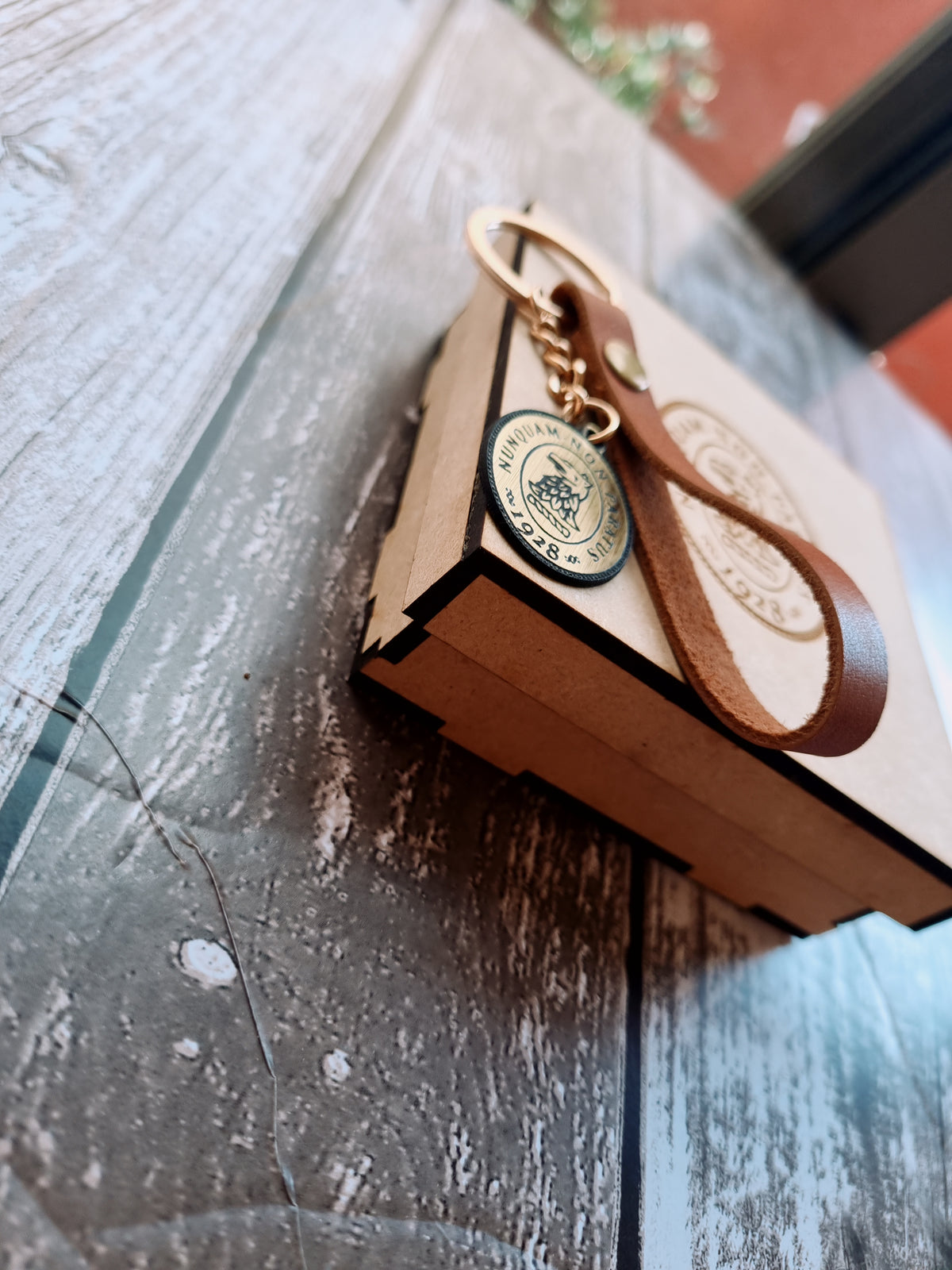 Llavero cuero con caja personalizada